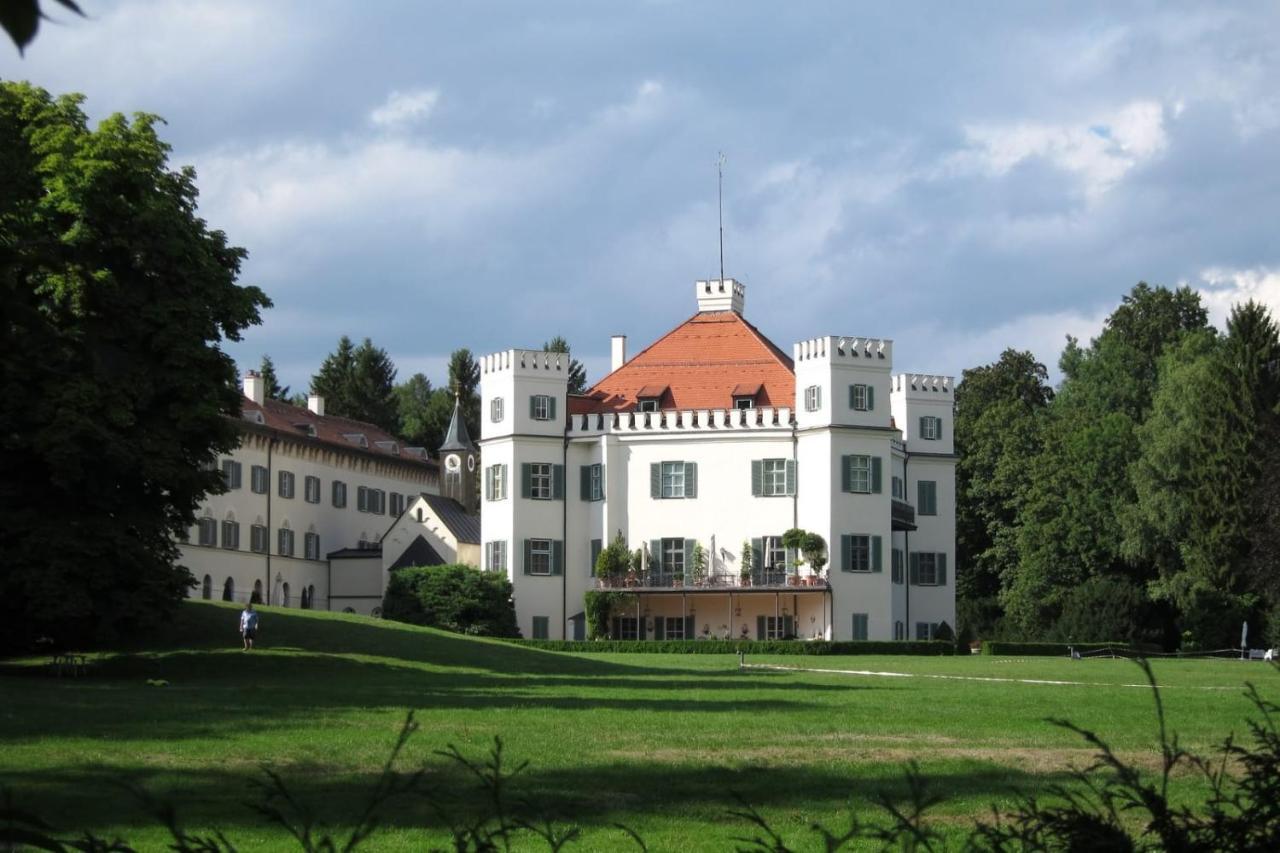 Hotel Villa Sisi Pocking  Esterno foto