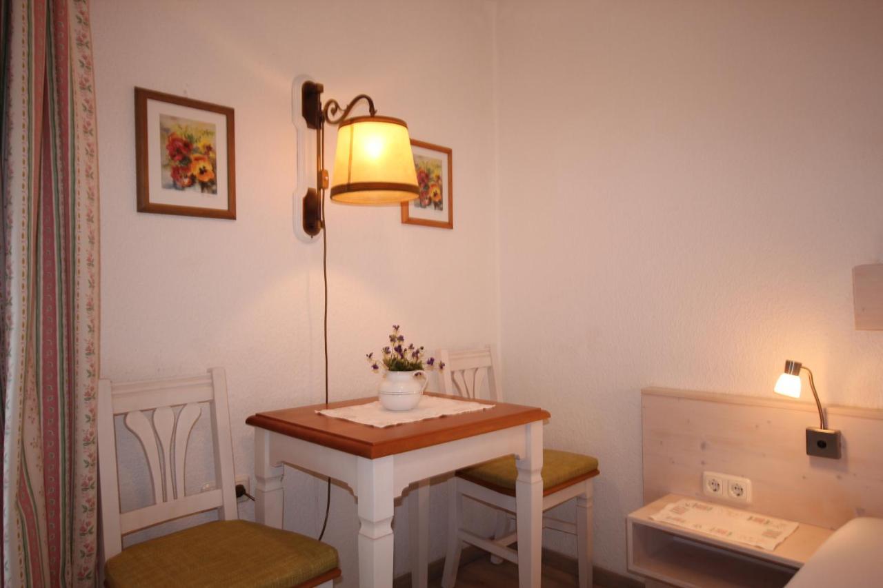 Hotel Villa Sisi Pocking  Esterno foto
